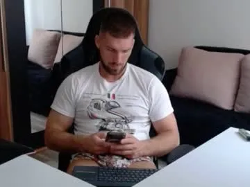 braxiboy – webcam model profile photo Image 4