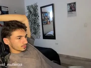 Sugarlina – webcam model profile photo Image 18