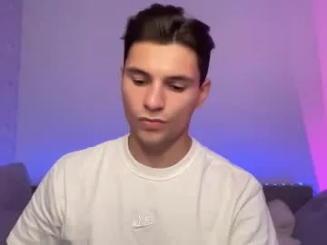 nide_xiaogou – webcam model profile photo Image 4