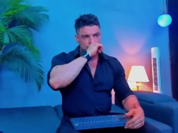 golden_girl_house – webcam model profile photo Image 14