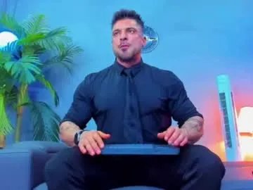 golden_girl_house – webcam model profile photo Image 17