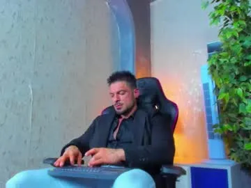 golden_girl_house – webcam model profile photo Image 9