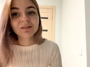 AllaTousNew – webcam model profile photo Image 7