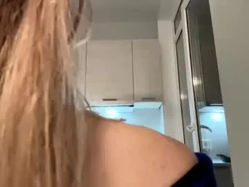 AllaTousNew – webcam model profile photo Image 9