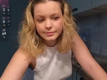 L_Sofia – webcam model profile photo Image 16