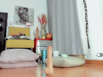 sareandrob – webcam model profile photo Image 5