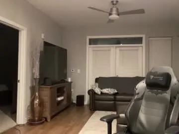 Ariana__ – webcam model profile photo Image 4