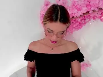 JayJayPink – webcam model profile photo Image 7