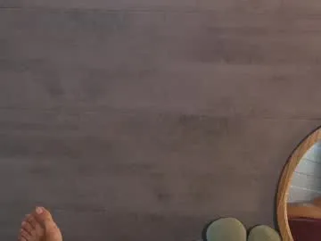 arieel__722 – webcam model profile photo Image 17