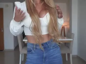 melana_love – webcam model profile photo Image 6