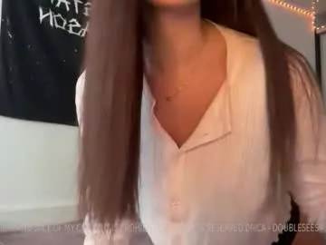 TeenyDoll – webcam model profile photo Image 8