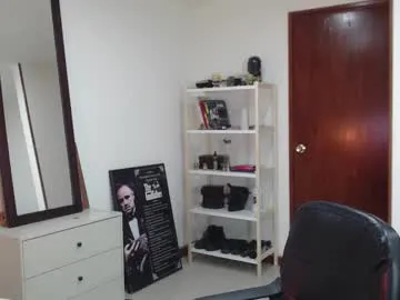 Shanayaaaaaa – webcam model profile photo Image 8