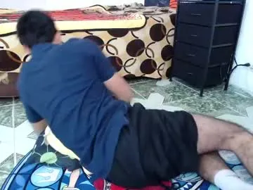 fox-yiyi – webcam model profile photo Image 13