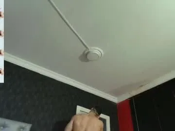 NATHALIA-28_ – webcam model profile photo Image 16