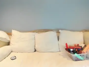 jacques_season – webcam model profile photo Image 16