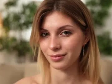 isisxoxx – webcam model profile photo Image 7