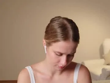 Angel-Barbie – webcam model profile photo Image 10