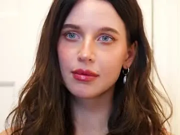 grettabenett_ profile photo Image 14