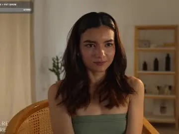 ellelure_ – webcam model profile photo