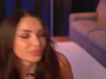 ReiningAffaire – webcam model profile photo Image 18