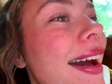 The_Snowwhitee – webcam model profile photo Image 12