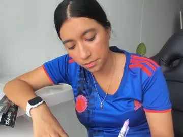 priya_sharma02 – webcam model profile photo Image 12