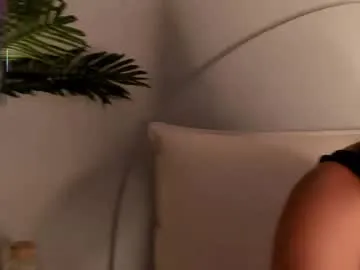 Mahira568 – webcam model profile photo Image 18