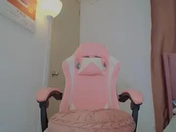 clarachanelricek profile photo Image 15