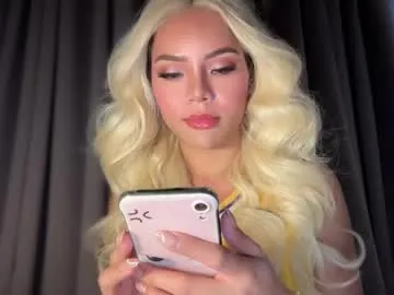 sissytrainz – webcam model profile photo Image 14