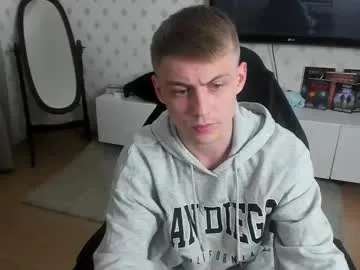 EmiliaCatalina – webcam model profile photo Image 4