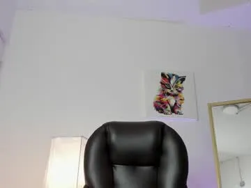 KristiRich – webcam model profile photo Image 9