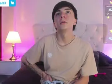 202509yoyo – webcam model profile photo Image 4