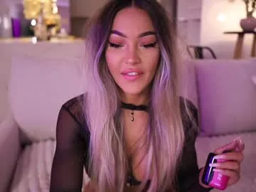 the_queen_of_street – webcam model profile photo Image 4