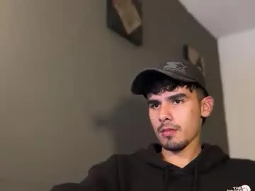 ava_delightt – webcam model profile photo Image 4