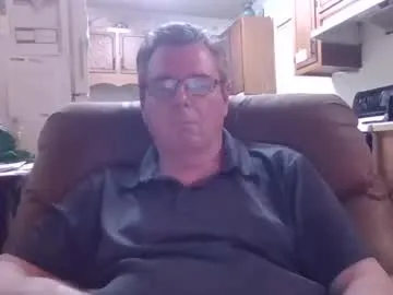 EmiliaCatalina – webcam model profile photo Image 2