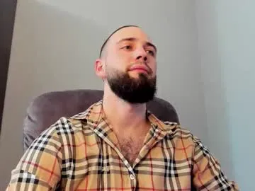 EmiliaCatalina – webcam model profile photo Image 7