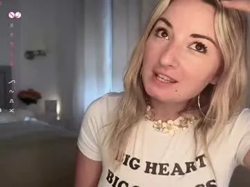 Scripted_Dreams – webcam model profile photo Image 6