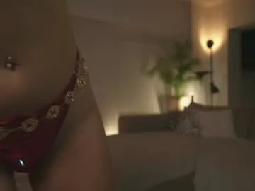 Ambarsexbutler – webcam model profile photo Image 5