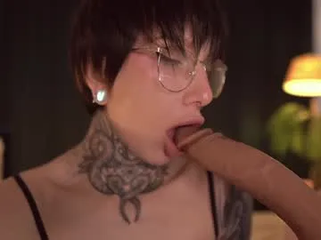 cutefacebigass – webcam model profile photo Image 16