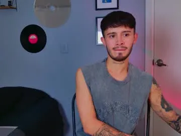 chee_cha – webcam model profile photo Image 12