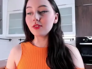 hoaarisa – webcam model profile photo Image 2