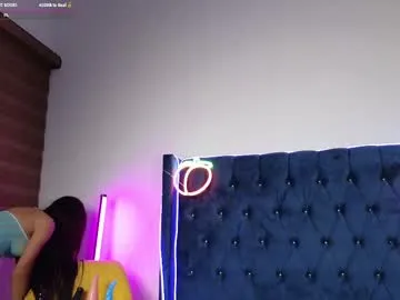 xXXSexyamazon – webcam model profile photo Image 16