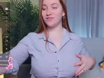 adventurina – webcam model profile photo Image 16