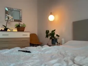 curvyflawless – webcam model profile photo Image 17