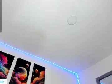 curvyflawless – webcam model profile photo Image 17