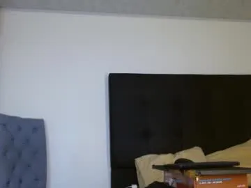 lizzardqueeen – webcam model profile photo Image 3