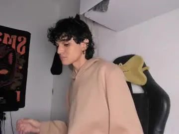 nide_xiaogou – webcam model profile photo Image 8