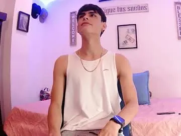 alana15 – webcam model profile photo Image 19