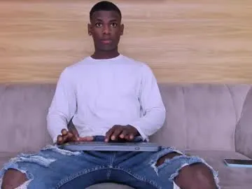 braxiboy – webcam model profile photo Image 16