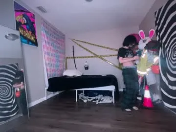 Elenascrib – webcam model profile photo Image 14